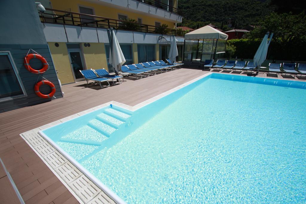 Hotel Miorelli Torbole Sul Garda Εξωτερικό φωτογραφία